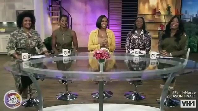 T.I. & Tiny: Friends & Family Hustle S01E09 S01E09 - Making An Effort December 17,2018