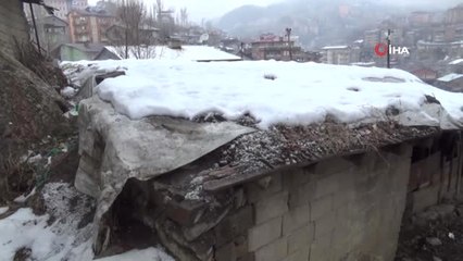 Eski Korucu Toprak Evde Yaşam Mücadelesi Veriyor