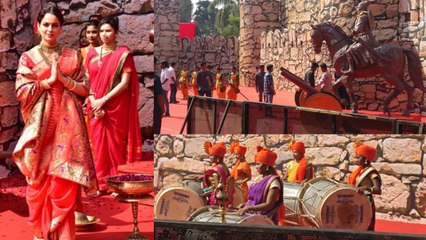Manikarnika: The Queen of Jhansi Trailer Launch के लिए बना ये भव्य Set; Watch Video | FilmiBeat