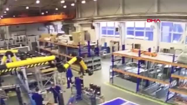 Dha Dış - Rusya'da Fabrikanın Çatısı Çöktü, 3 İşçi Öldü? Dehşet Anları Kamerada