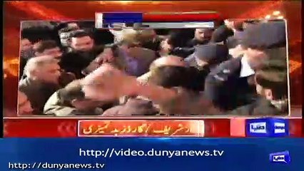 Nawaz Sharif's guards again misbehave with journalists