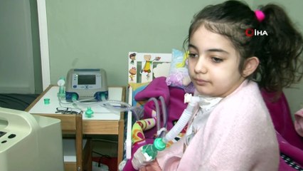 Makinesiz uyuyamayan Ela Naz ’teşhis’ bekliyor