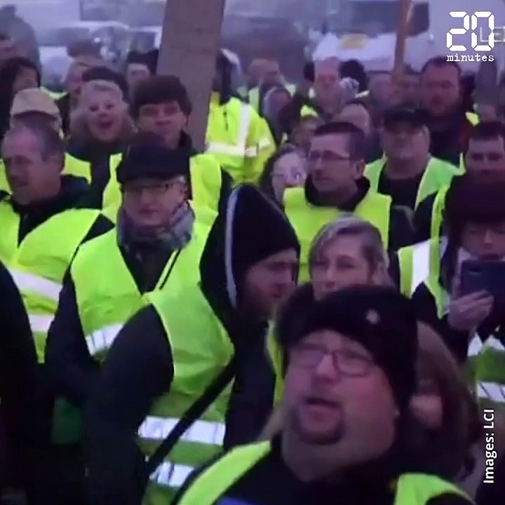 Le chanteur Francis Lalanne annonce le lancement d'un "rassemblement Gilet jaune citoyen"