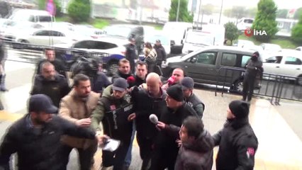 Papağana İşkence Ettiği Görüntüleriyle Tepki Toplayan Murat Özdemir İstanbul Adliyesi'ne Getirildi