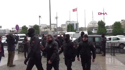 Papağana İşkence Yapan Murat Özdemir Adliyeye Getirildi