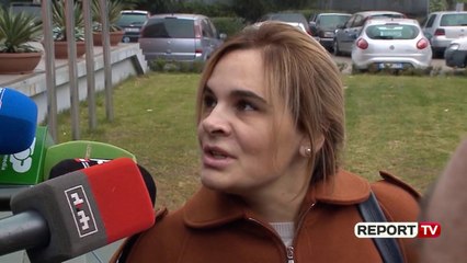 Report TV - Kryemadhi: Nuk do ta lëmë Ramën të tallet me studentët