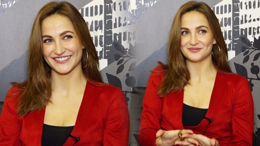 Elli Avram EXCLUSIVE Interview: Talks about Fraud Saiyaan song Chamma