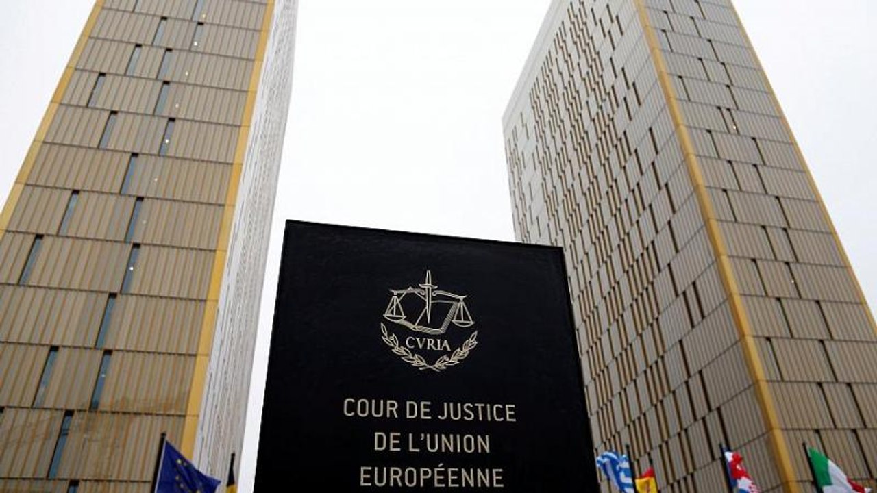 Justice : la Pologne fait marche arrière sous pression de l'UE