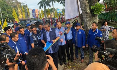 Hinca: Partai Demokrat Mendapat Tekanan Sebelum SBY Tiba di Riau