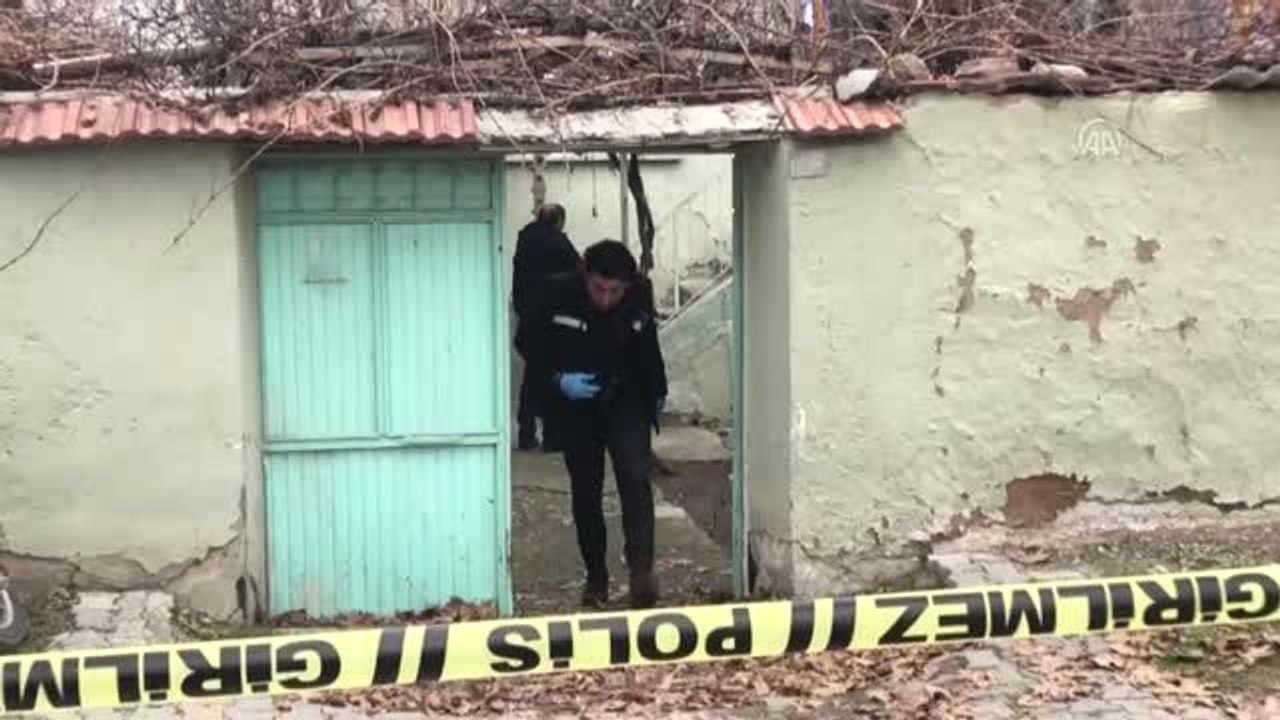 Suriyeli Koca &quot;Beni Aldatıyorsun&quot; Dediği Eşini Öldürdü Dailymotion Video