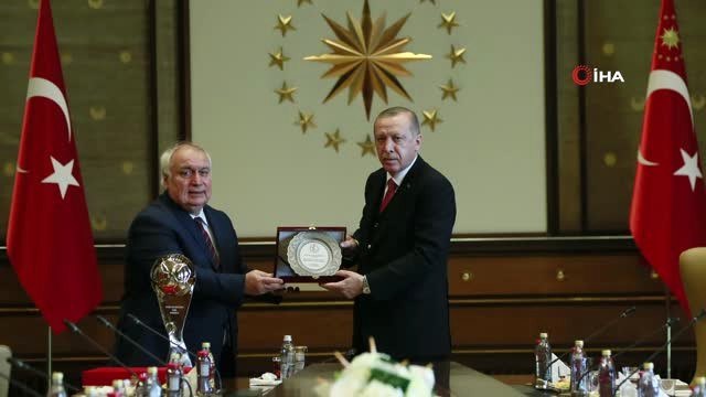 Cumhurbaşkanı Erdoğan, Ampute Futbol Milli Takımı'nı Kabul Etti