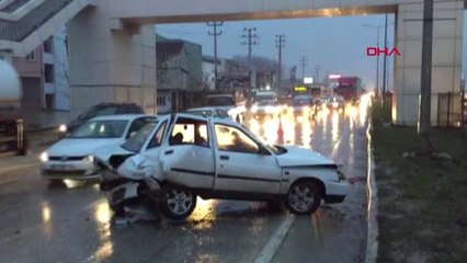 Bursa İnegöl'de Zincirleme 2 Kaza; 1'i Bebek 4 Yaralı