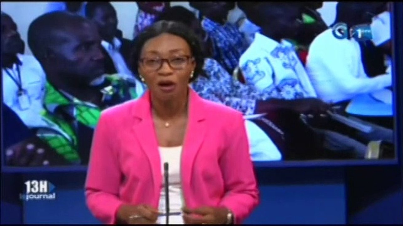 RTG - Le Ministre des Mines s’est entretenu avec les opérateurs économiques exerçant dans le domaine de l’extraction du sable de mer à Port-Gentil