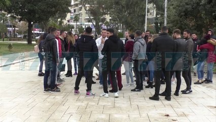 ZBEHET PROTESTA NE UNIVERSITETET E RRETHEVE - News, Lajme - Kanali 7