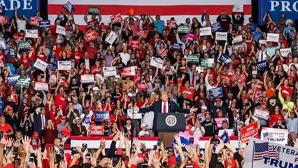Trump dice que Facebook, Twitter y Google favorecen a demócratas