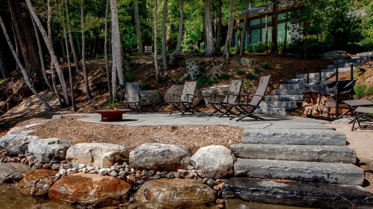 How to incorporate rock into your next cottage project