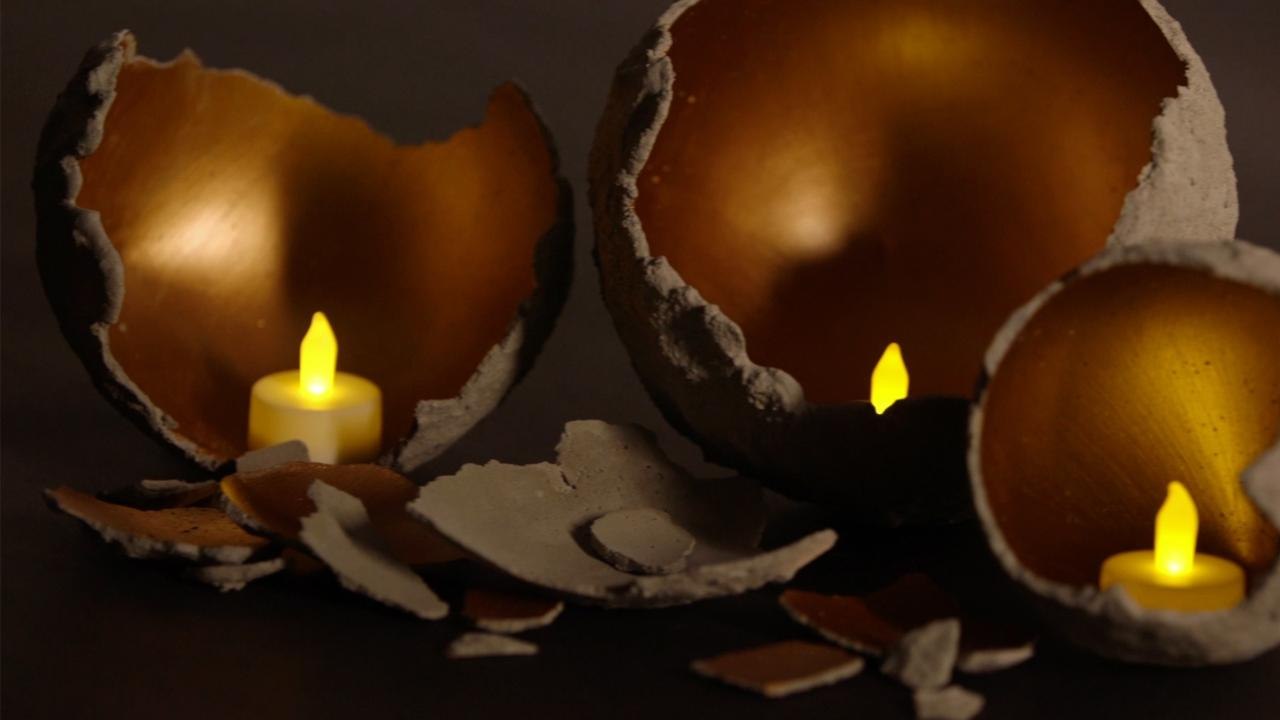 These DIY concrete tea light holders are awesome