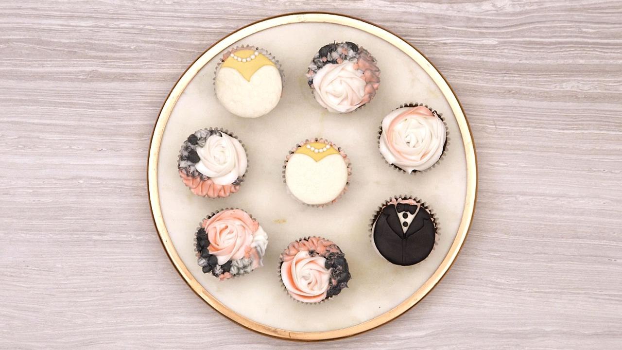 Win at Themed Parties with These Adorable Cupcake Toppers