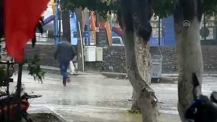 Bodrum'da sağanak etkili oluyor (2) - MUĞLA