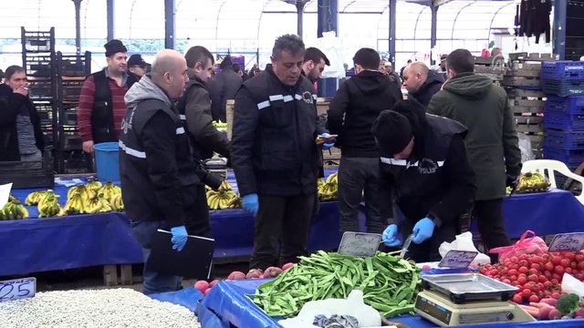 Pazarda alışveriş yaparken kafasından vuruldu - ÇANAKKALE