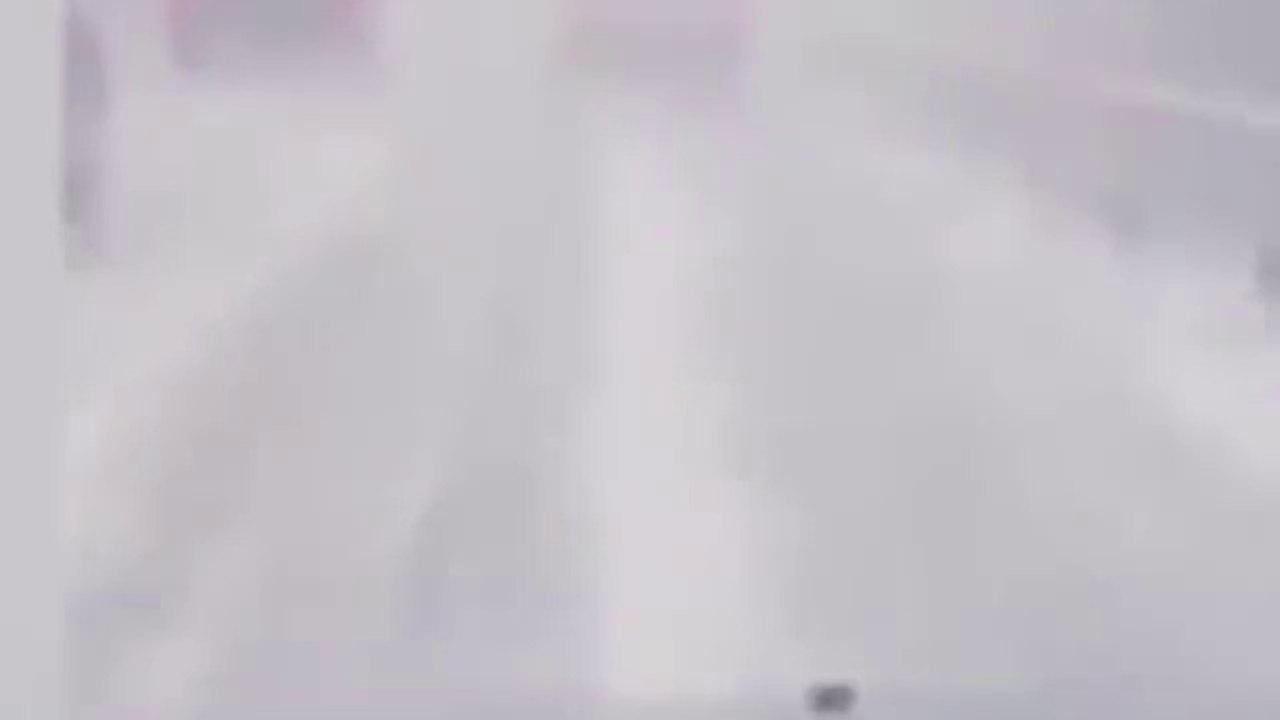 Mysterious weather strikes Italy with Snow during a heatwave
