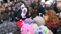 Şehit polis Nazım Tuncer, son yolculuğuna uğurlandı (1) - UŞAK