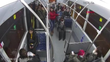 Denizli Rahatsızlanan Yolcusunu Hastaneye Yetiştirdi