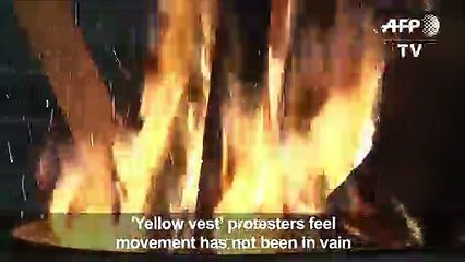 'Yellow vest' protesters forge close ties ahead of Christmas