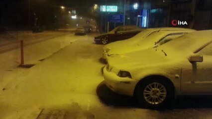 Malkara'da yoğun kar yağışı nedeniyle eğitime 1 gün ara verildi