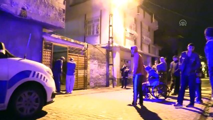 Adana'da silahlı ve bıçaklı saldırı: 1 yaralı