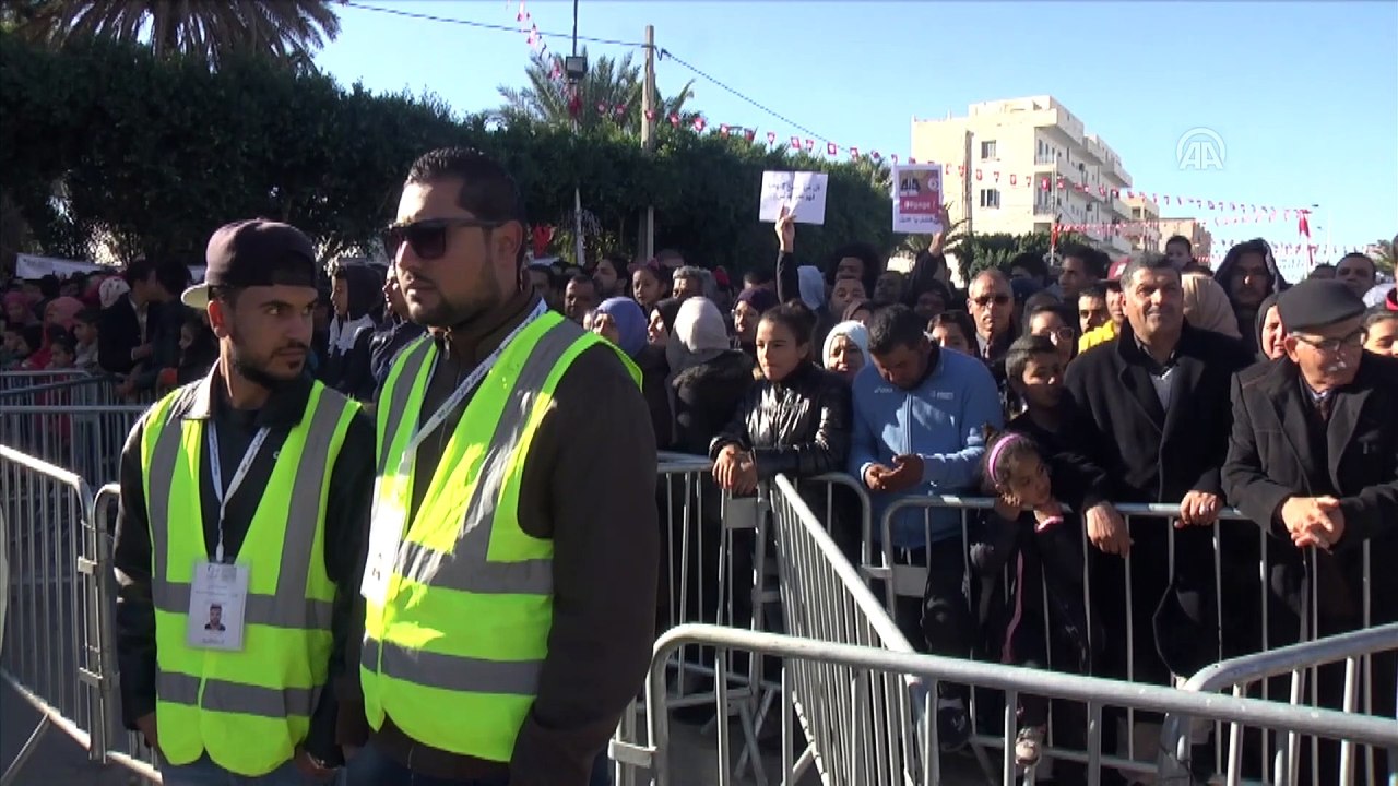Tunus'ta protestoların gölgesinde devrimin 8'inci yıl dönümü - TUNUS