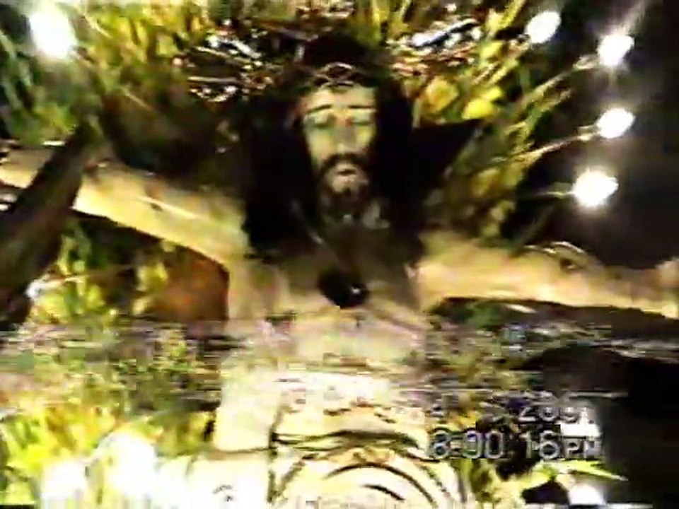 03.SEÑOR DE LA AGONA DE PISCO semana santa 2007 salida wmv