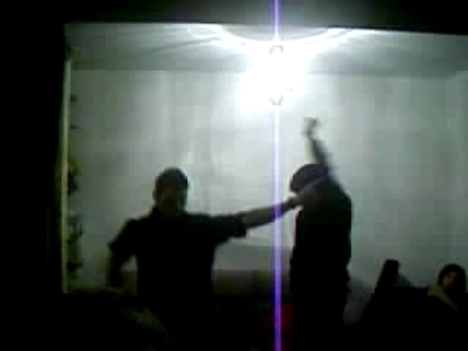 Benjamin et Julien en mode tecktonik