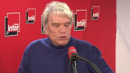 Bernard Tapie appelle Emmanuel Macron à s'entourer de gens compétents : "Non, tu sais pas tout mon pote"