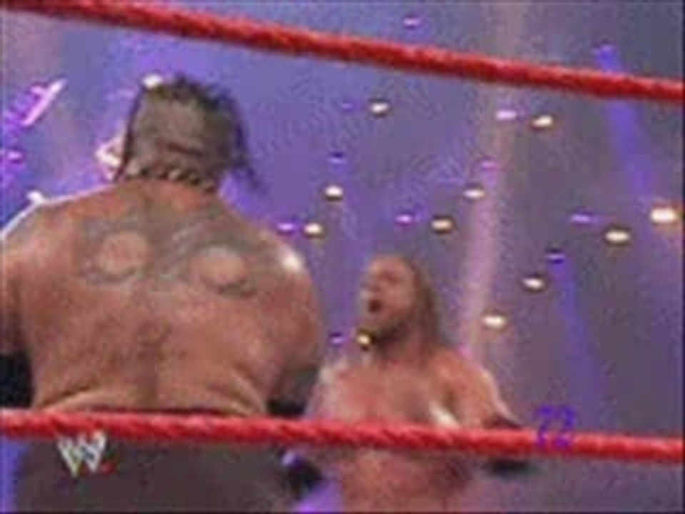 Pedigree de triple H sur umaga a WWE no mercy