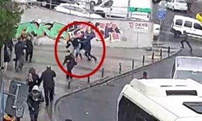 İstanbul'da gasp dehşeti kamerada