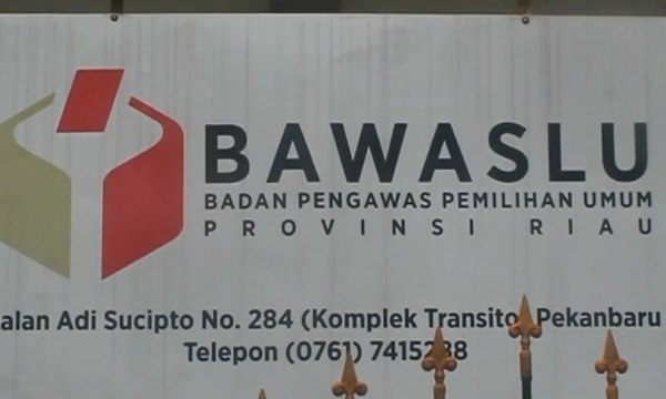 Bawaslu Riau Segera Selidiki Perusakan Baliho Partai Demokrat