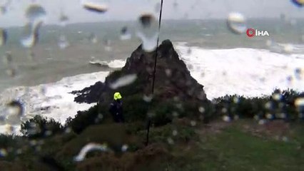 Şile'de Kargo Gemisi Karaya Oturdu