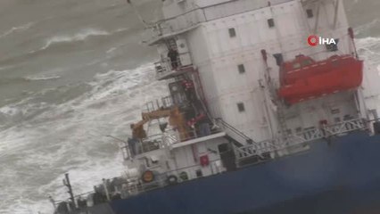 Şile'de Karaya Oturan Geminin Mürettebatının Bekleyişi Sürüyor