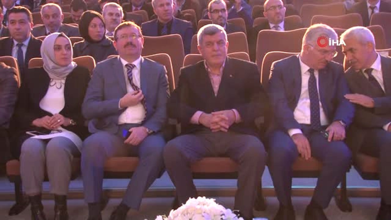 153 Çağrı Merkezi Açılışında Çağrı Alan Büyükşehir Başkanı Gülümsetti: "Ben Daha İşe Yeni Başladım"