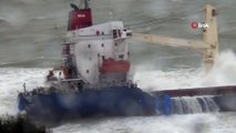 Şile'de Karaya Oturan Geminin Mürettebatı Kurtarılmaya Başladı