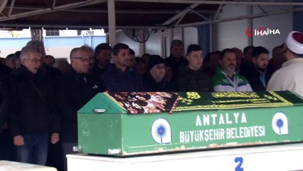 Nişanlı kurbanı Simge gözyaşları arasında toprağa verildi