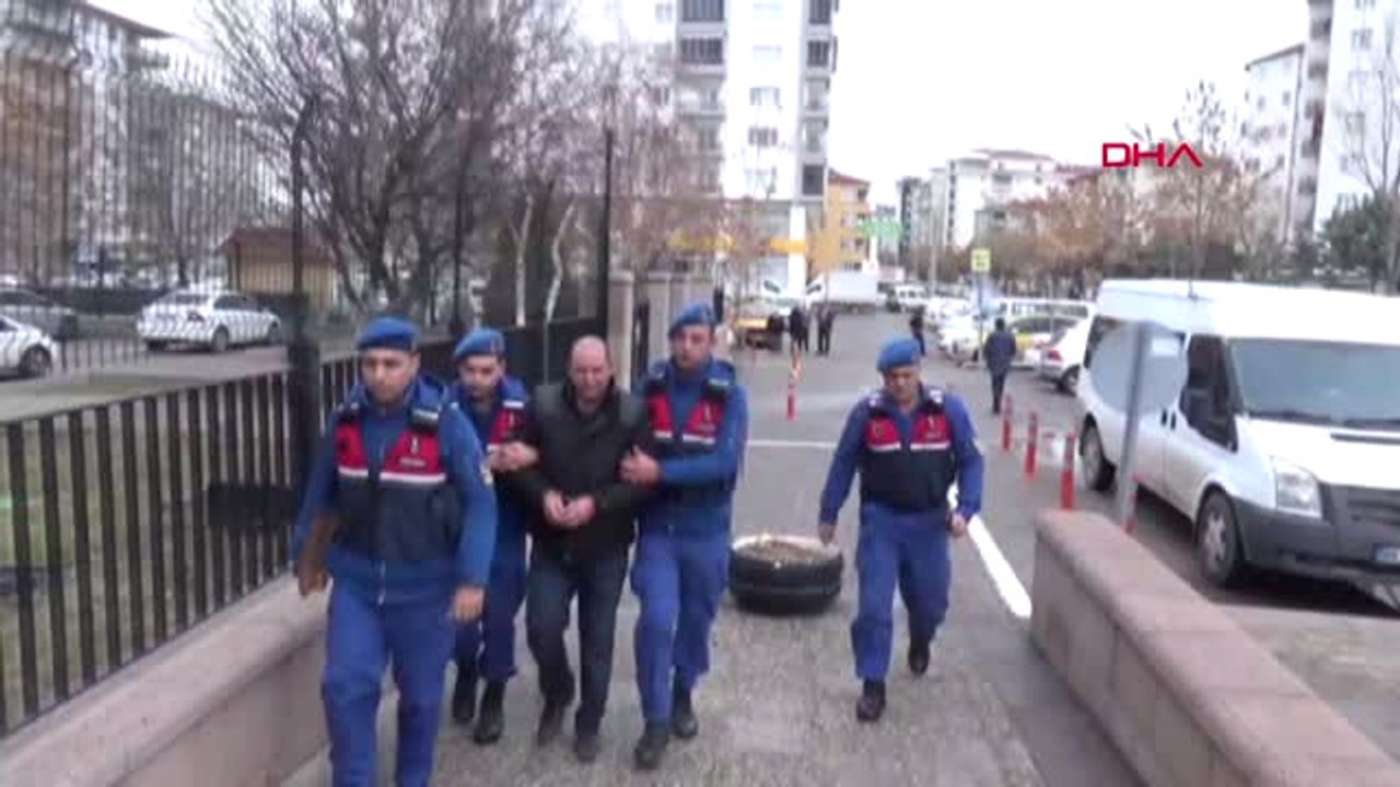 Aksaray Köy Evinde 2 Bin Litre Sahte İçki Ele Geçirildi