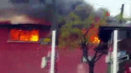 Tarihi Osmanlı köyünde yangın