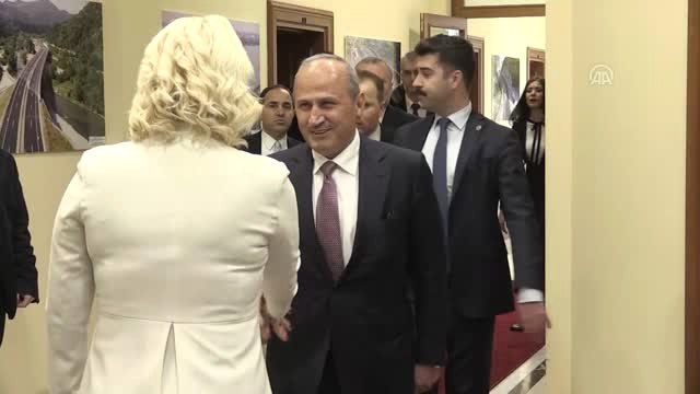 Ulaştırma ve Altyapı Bakanı Turhan Sırbistan'da