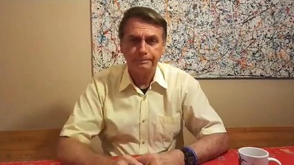 Bolsonaro usa França para revogar Pacto de Migração da ONU