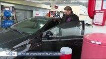 Les prix des carburants continuent de baisser