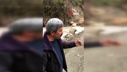 Mersin'de yol yarıldı, menfez köprü ikinci kez göçtü