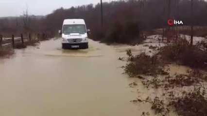 Yağışların Yükselttiği Dere Kenarındaki Okullarda Eğitime 1 Gün Ara Verildi