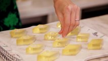 How to Make Champagne Jello Shots for New Year's Eve